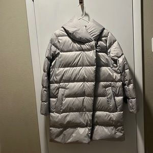 Eddie Bauer puffer coat